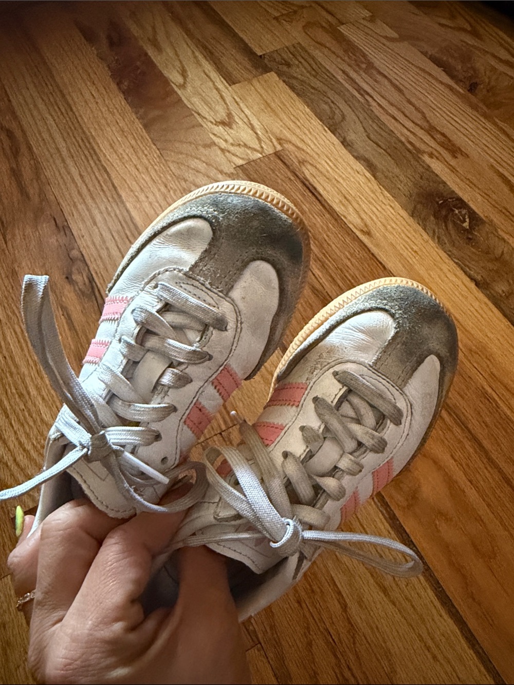 adidas Kids Samba Sneaker in White with Pink Stripes and Gum Sole - Picture 5 of 9